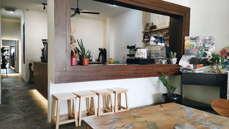 Bermula Coffee and Space x GIGA Chicken