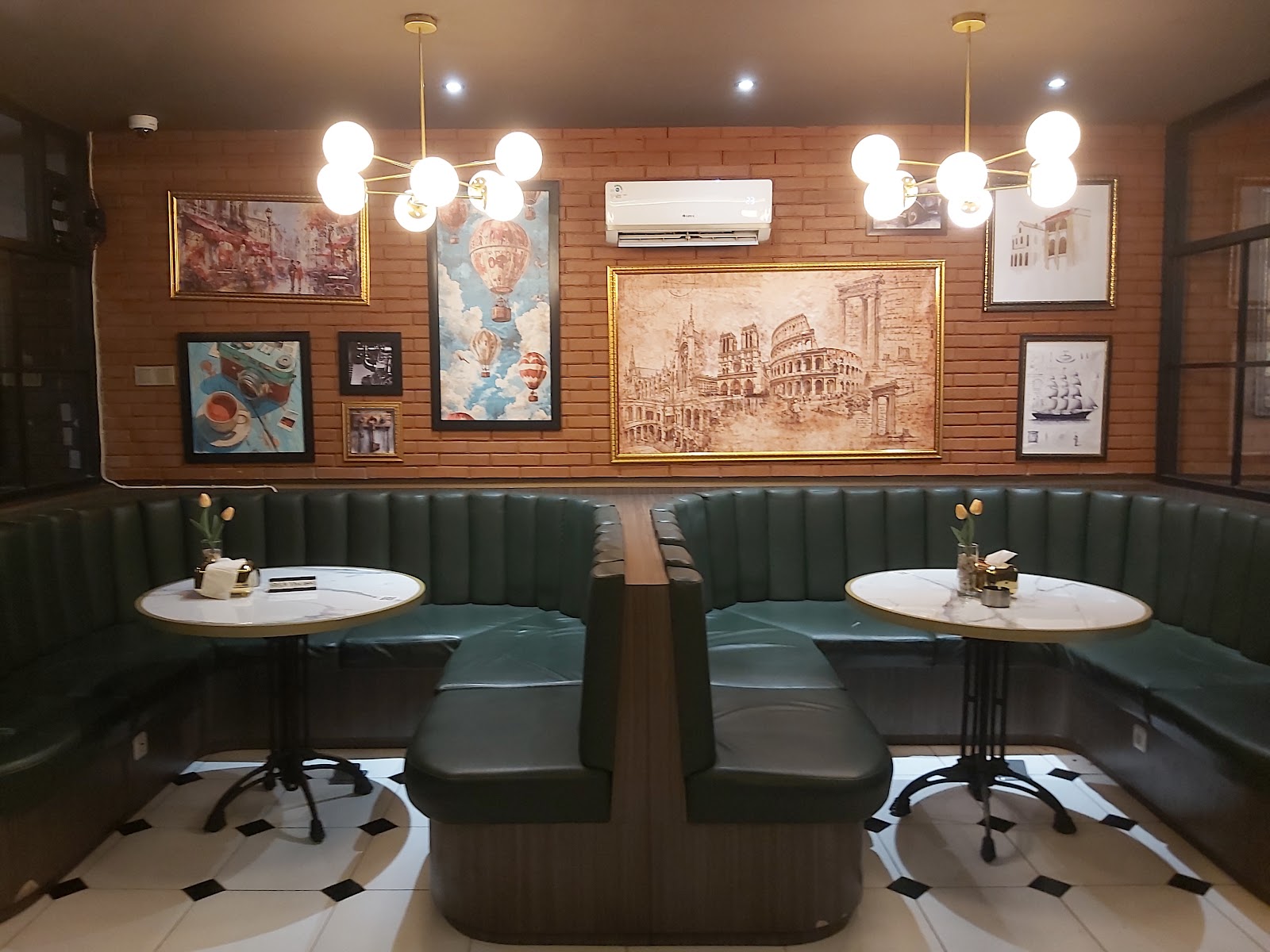 Cafe photo 1