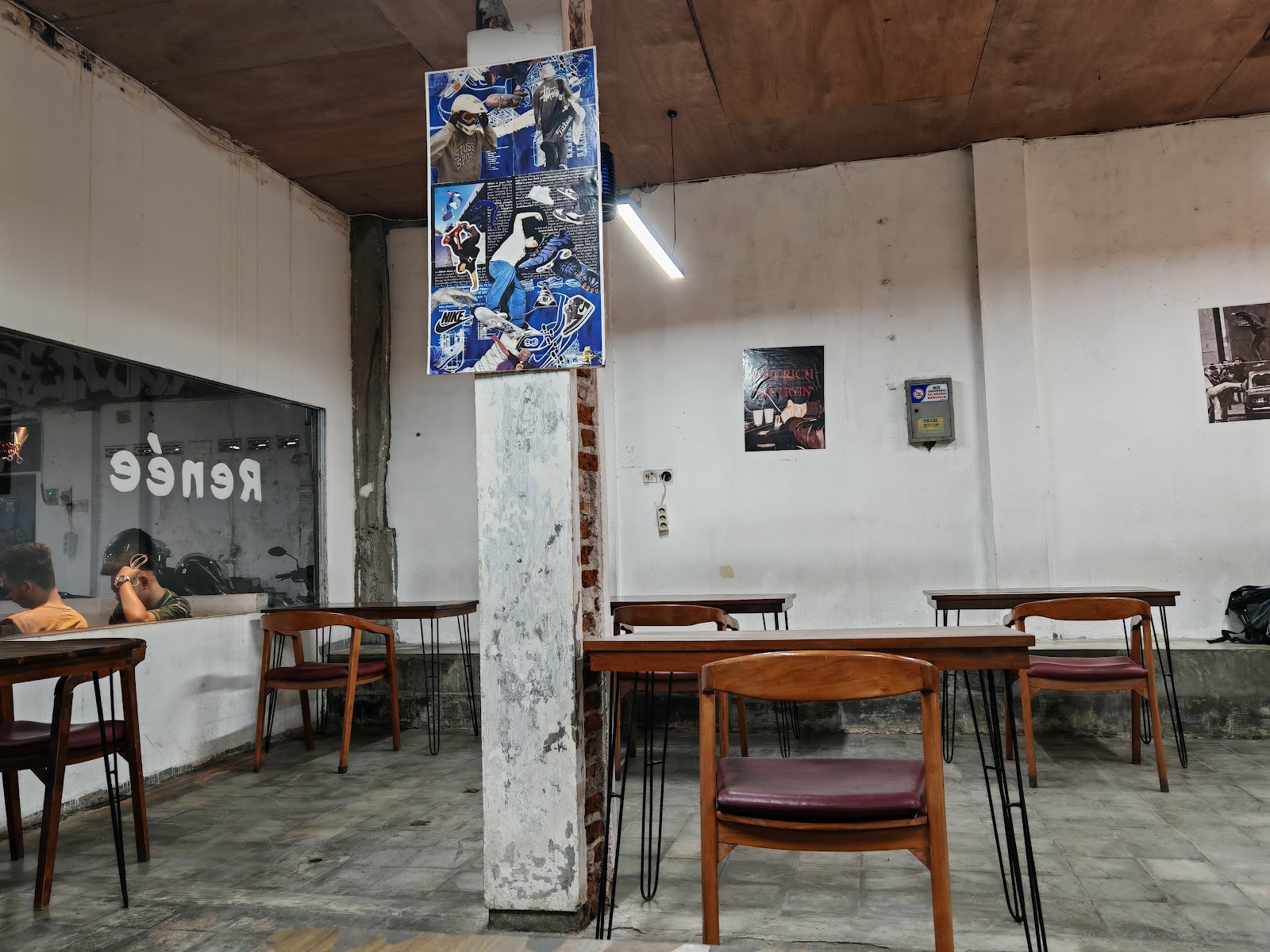 Cafe photo 2