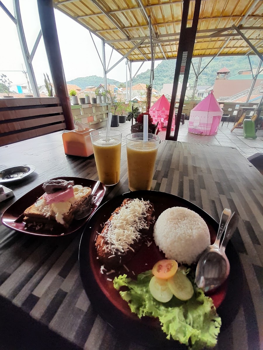 Cafe photo 1