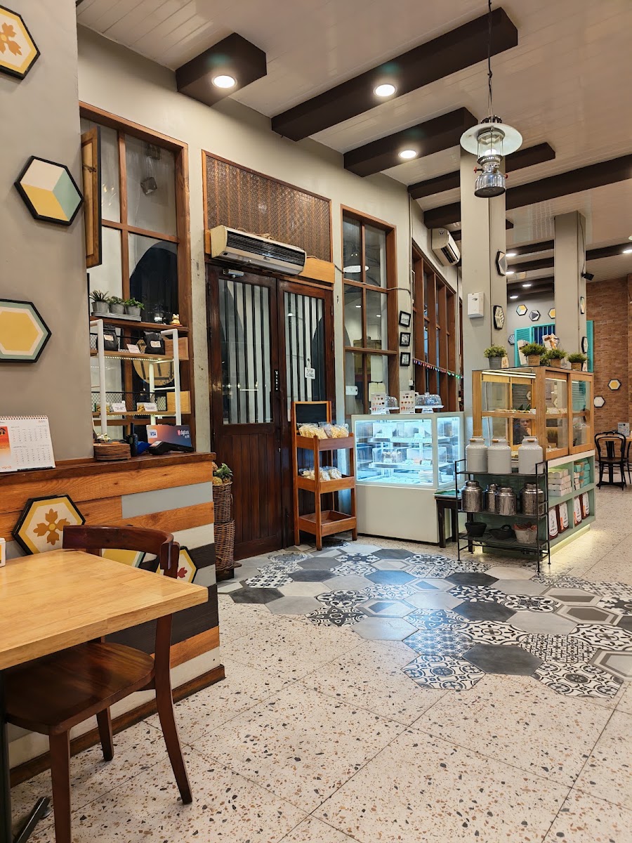Cafe photo 2