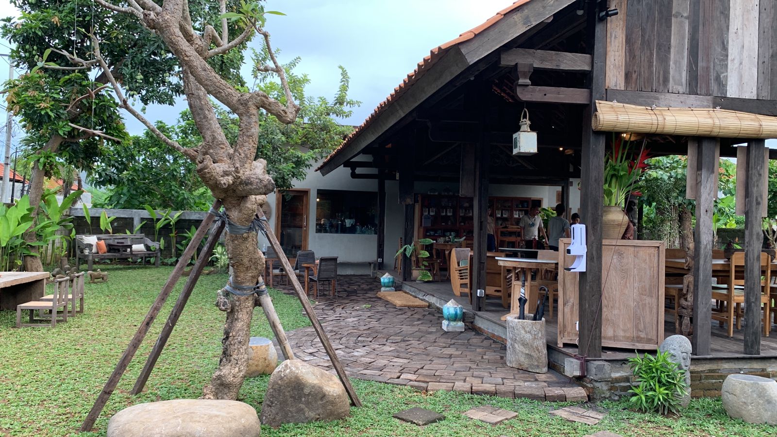 Cafe photo 2