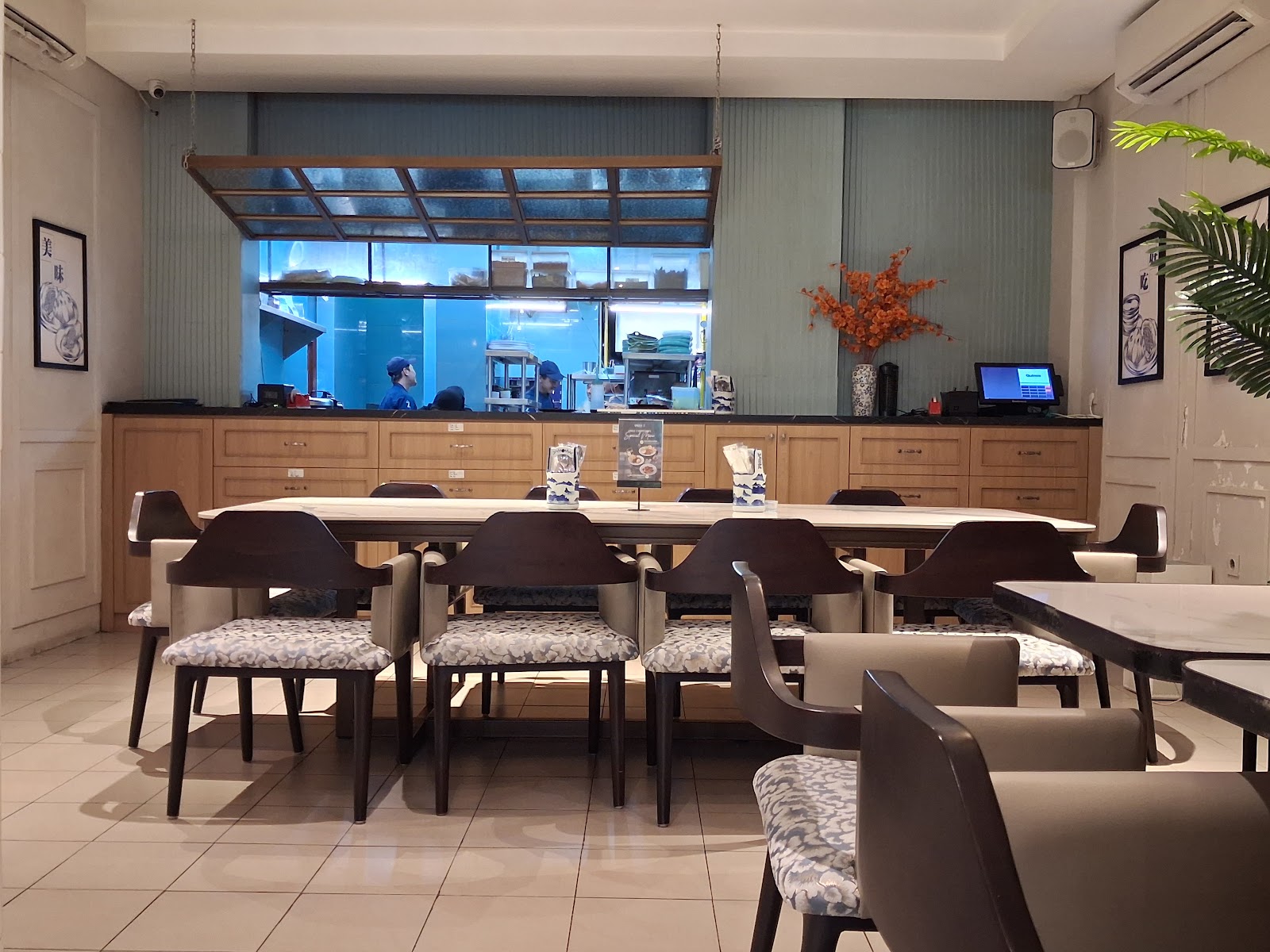 Cafe photo 1