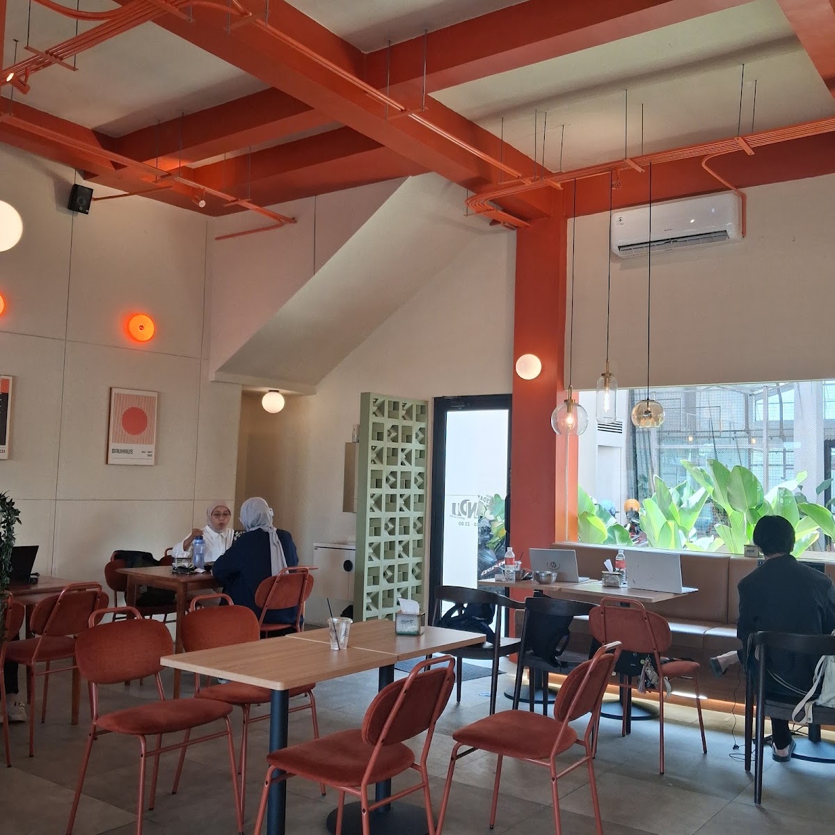 Cafe photo 2
