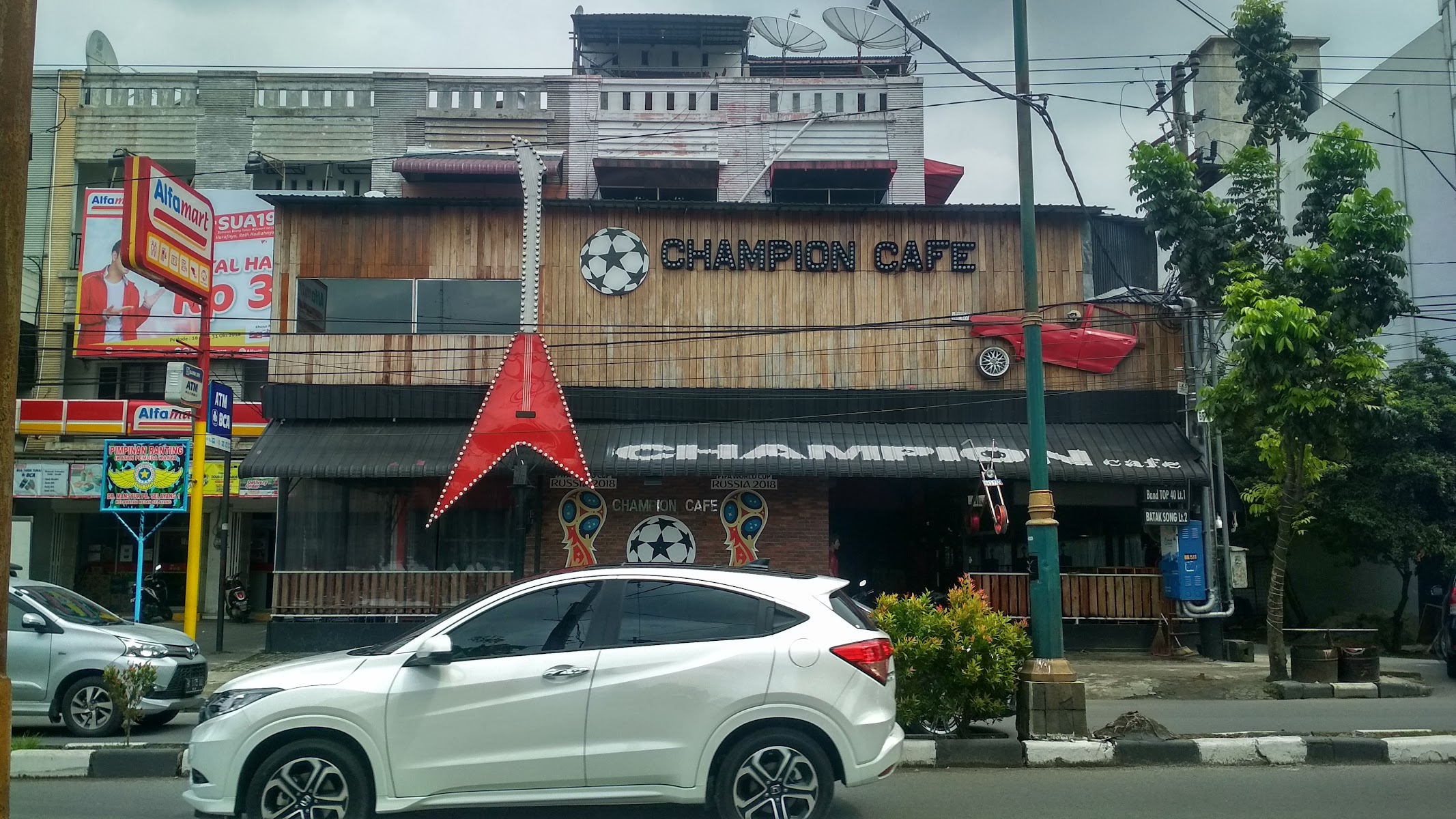 Champion Cafe Medan