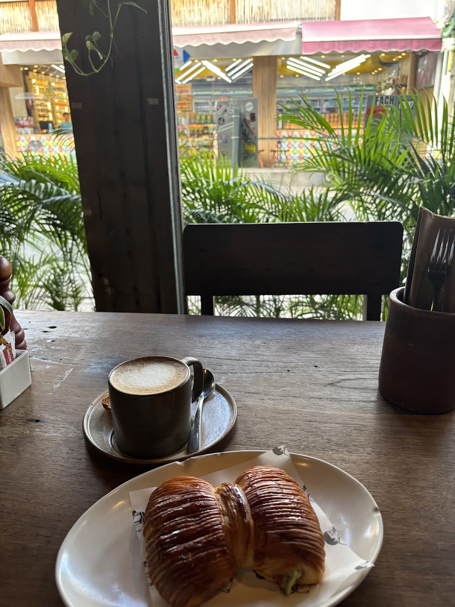 Cafe photo 2