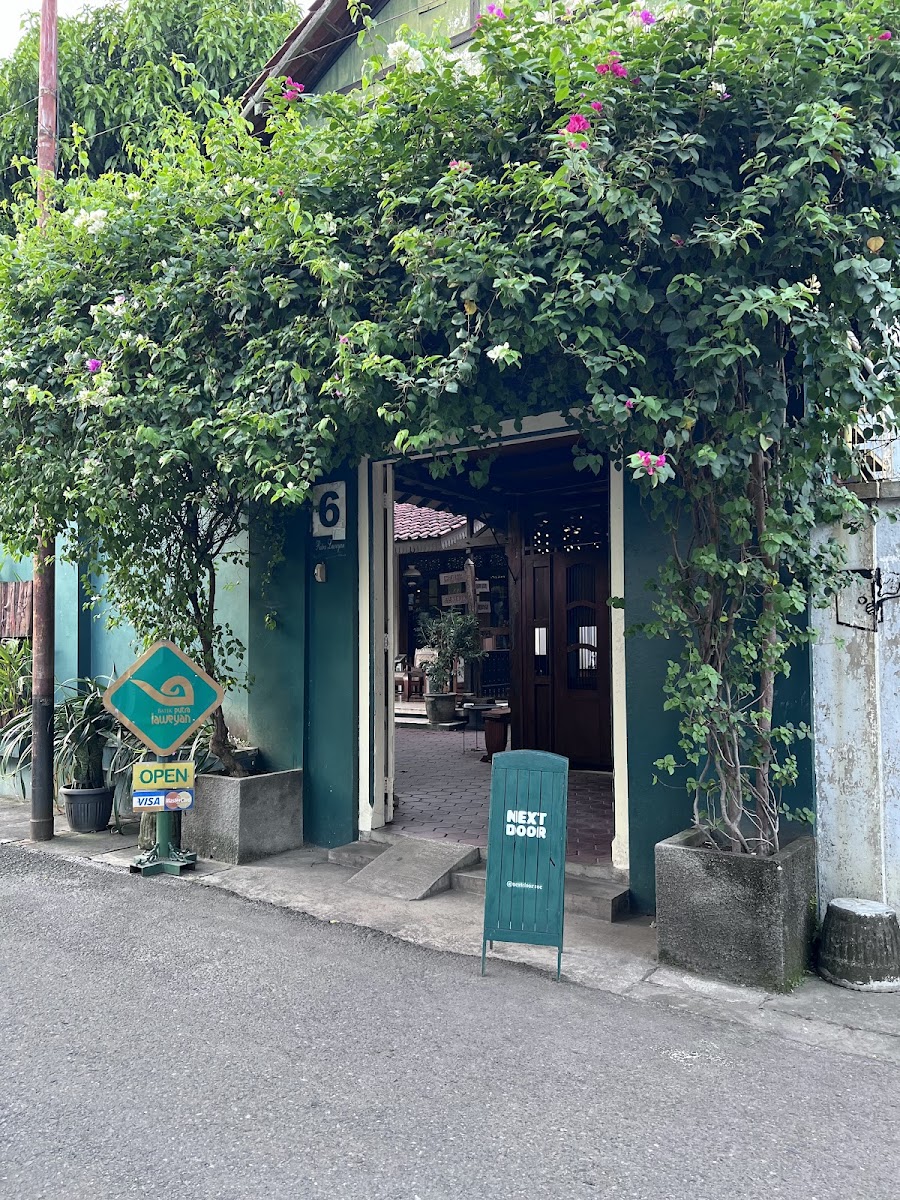 Cafe photo 2