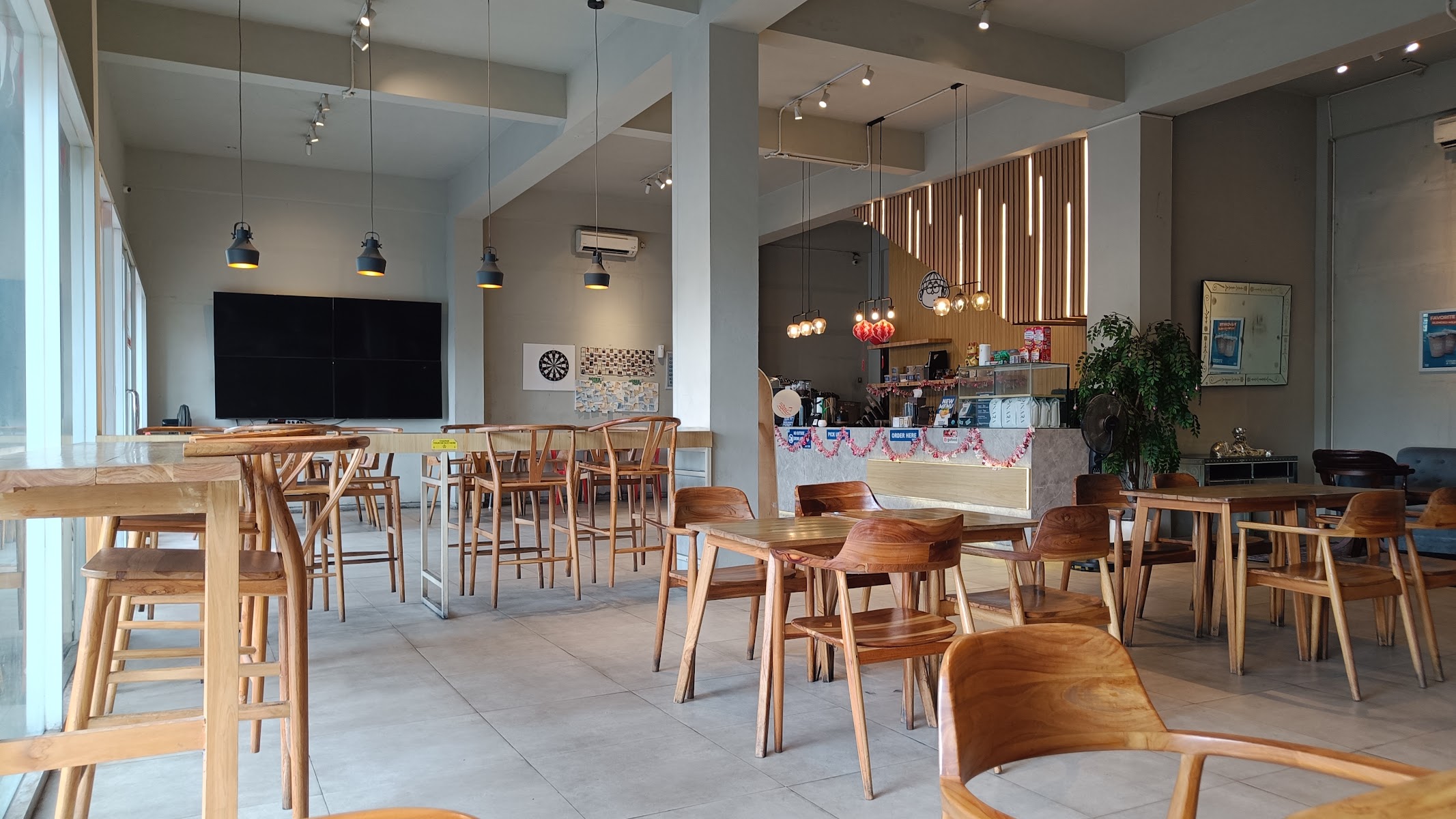 Cafe photo 2